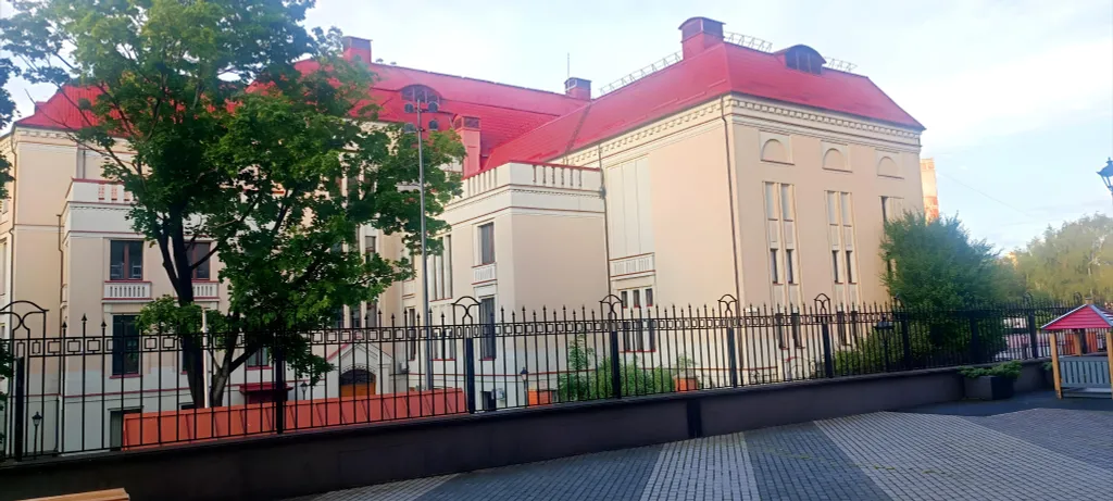 Квартира в самом сердце города на Нижнем озере