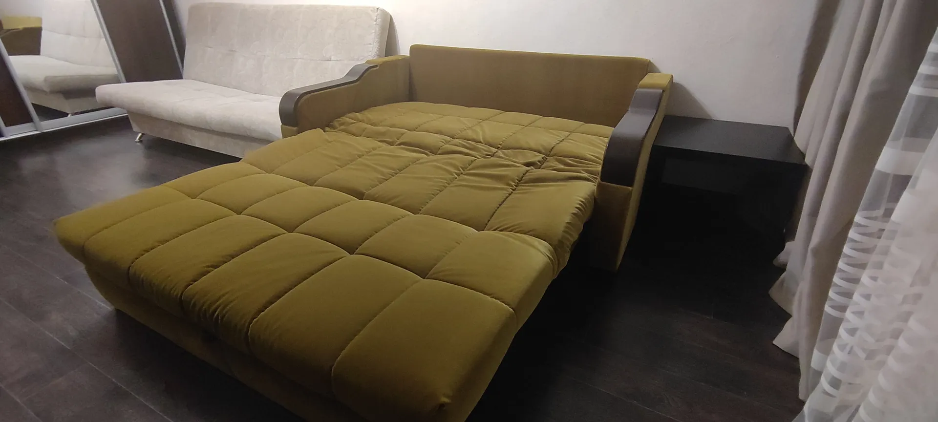 Двухместный диван, спальное место 160 см