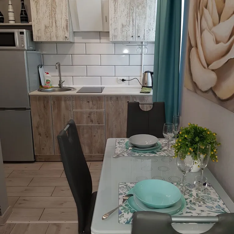 Апартаменты в центре возле площади