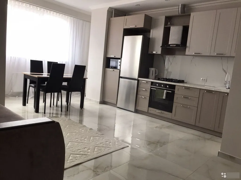 Студия в новом дoме рядом с ЖД вокзалом