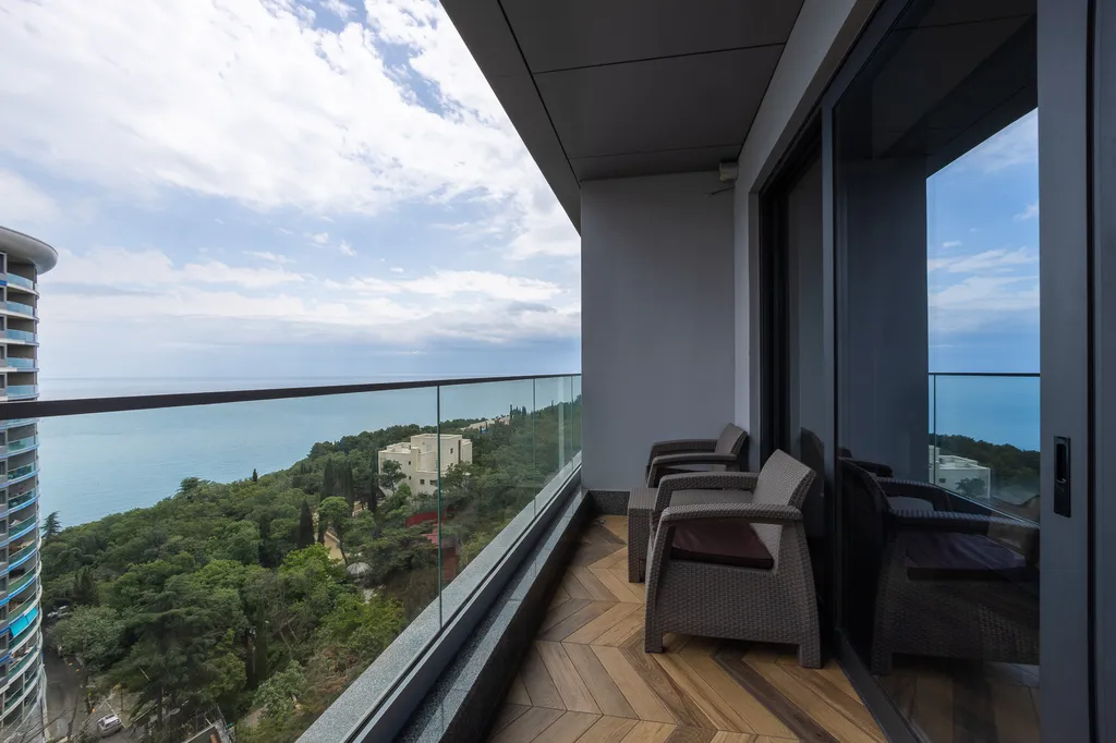 Двухкомнатная квартира с видом на море в Приморском Парке