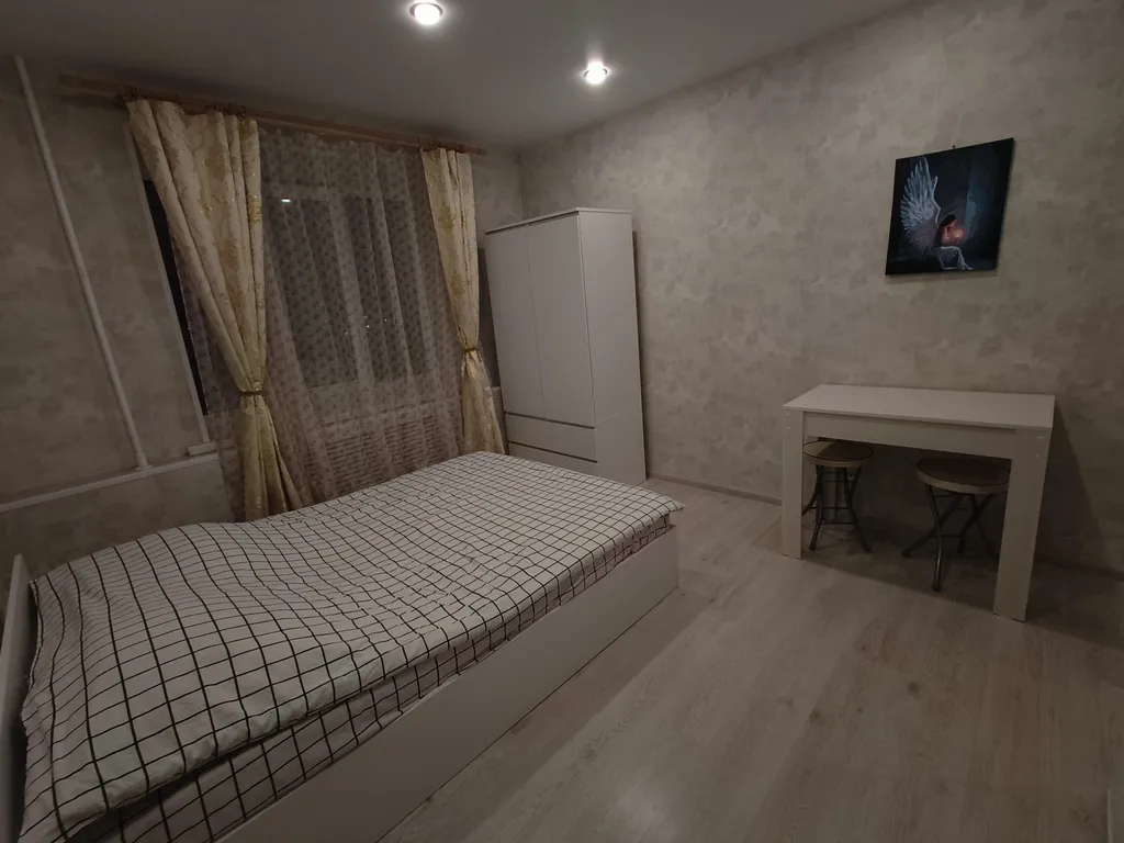 Студия у озера