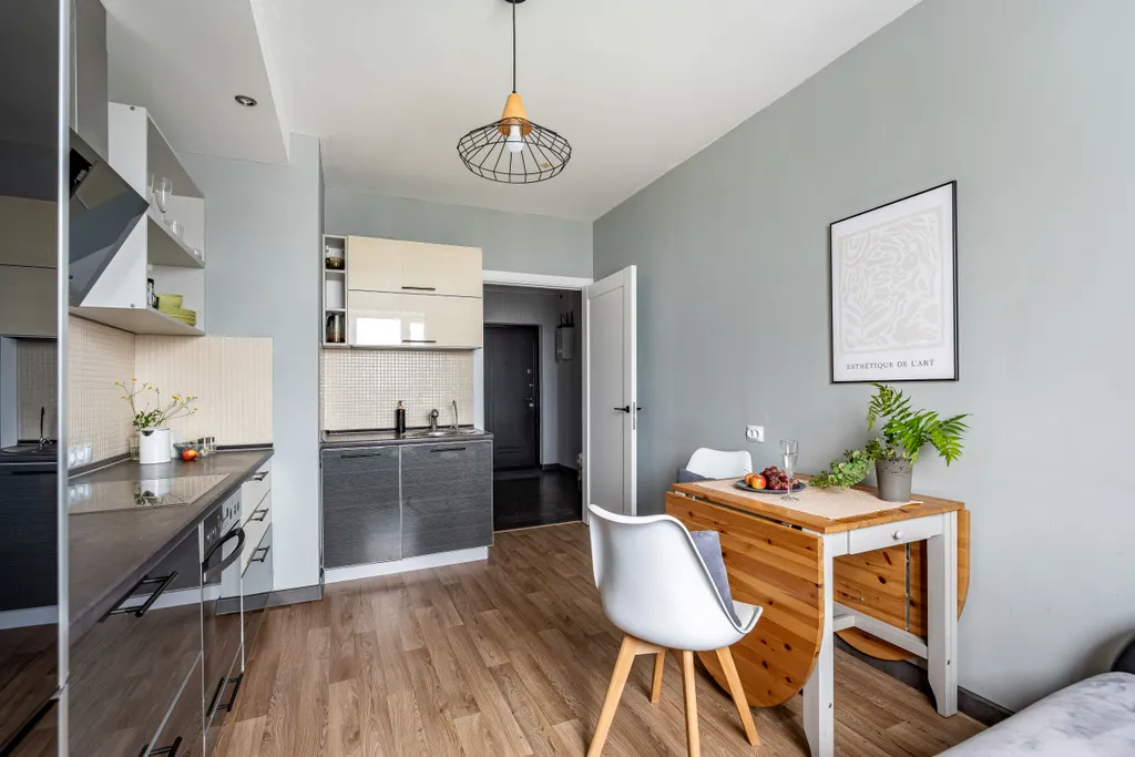 Евродвушка для 5х у метро Парнас || Сатин Хоум апарт