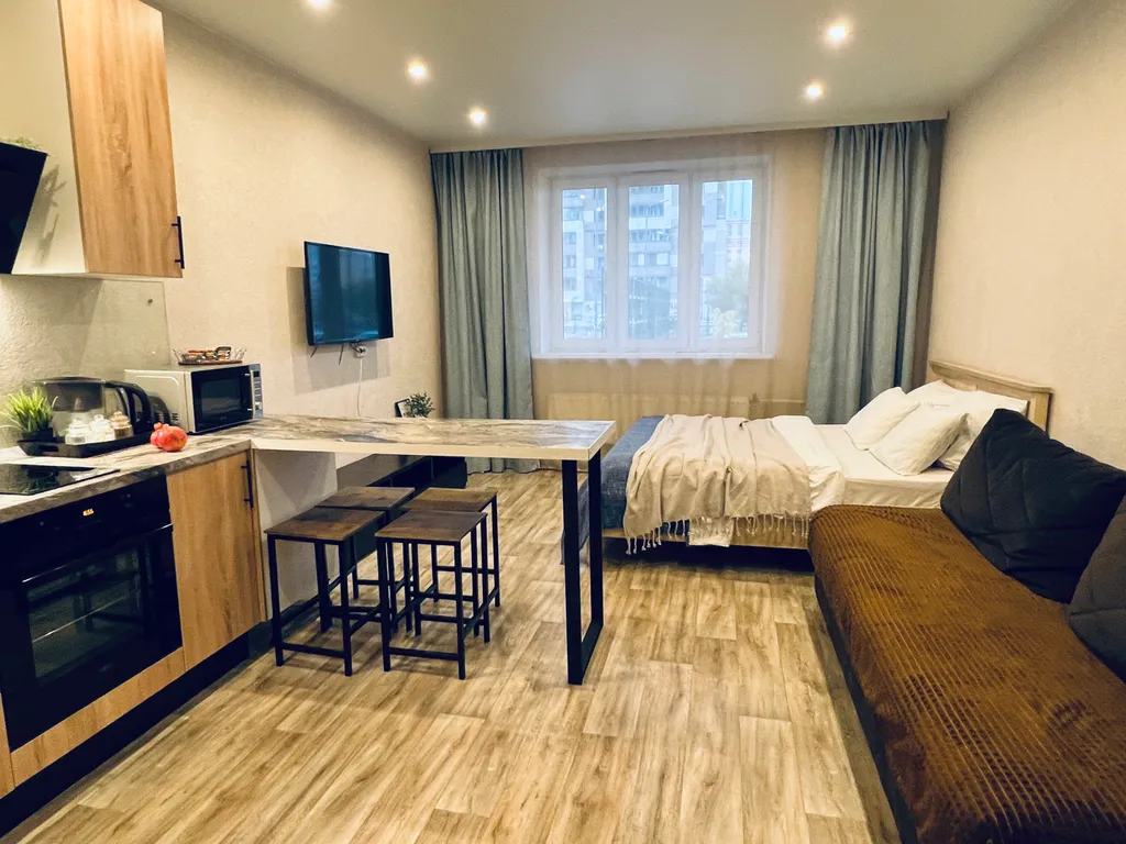 Квартира Стильная квартира-студия в ЖК Кристалл New Crystal apartment — Тюмень