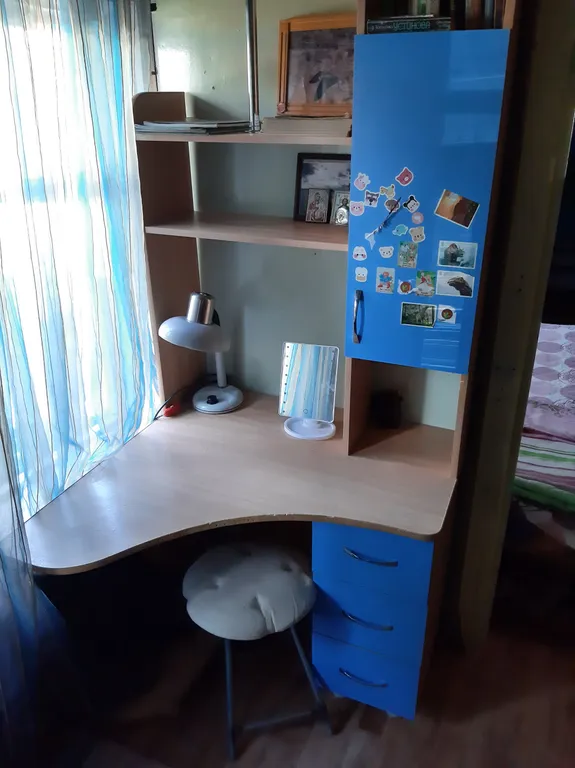 Уютный деревенский домик у озера