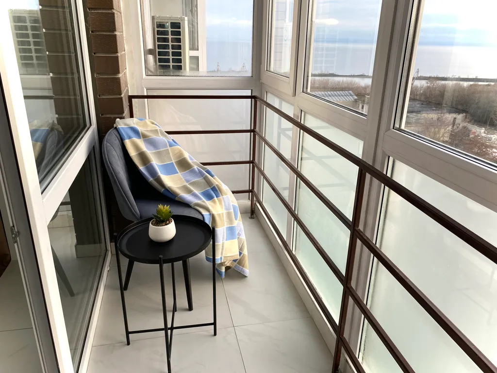 Стильная еврооднушка с видом на Волгу