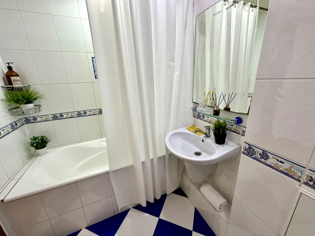 Просторная и чистая 2-х комнатная квартира в уютном районе