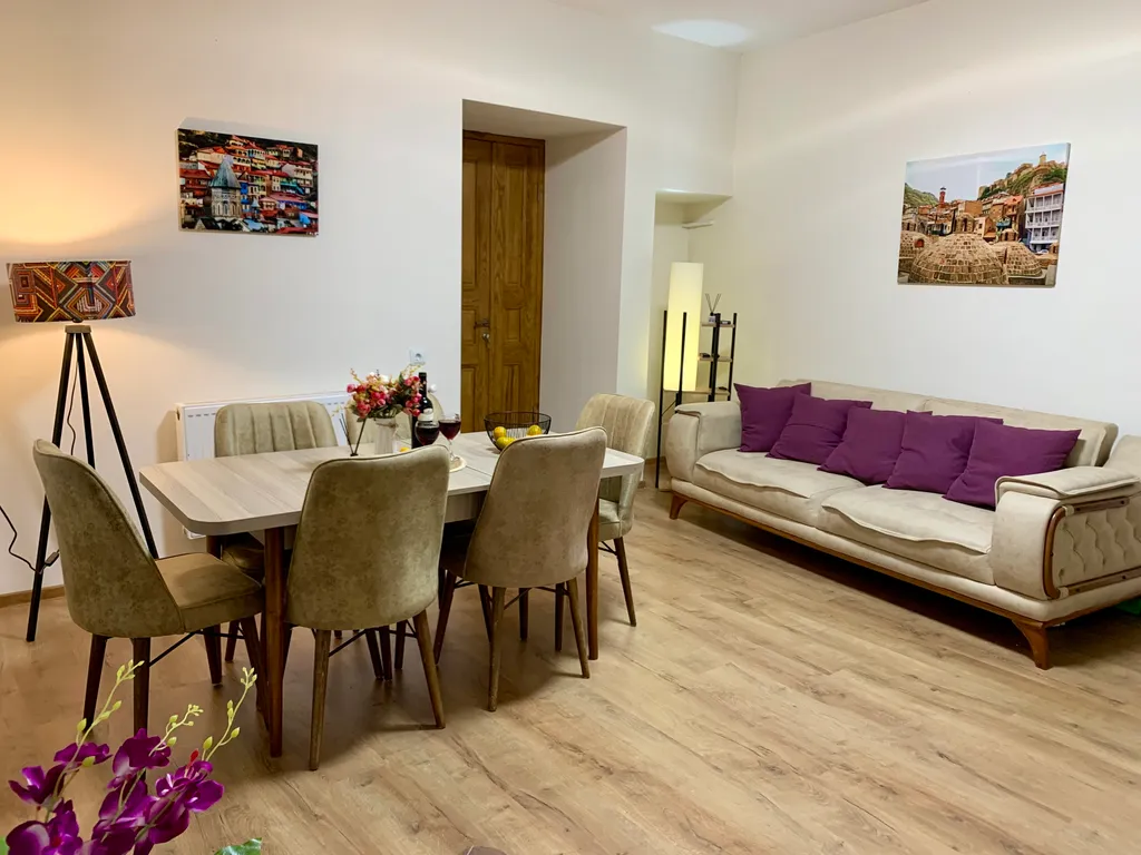 Трехкомнатная квартира в старом городе