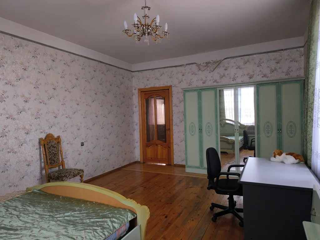 Дом в живописной части города