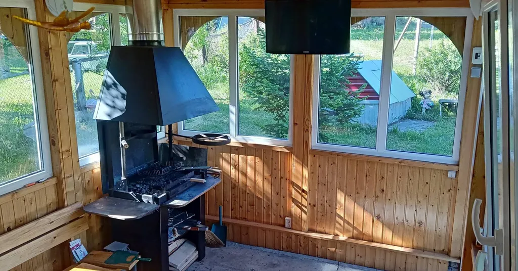 Уютный семейный домик в тихом месте