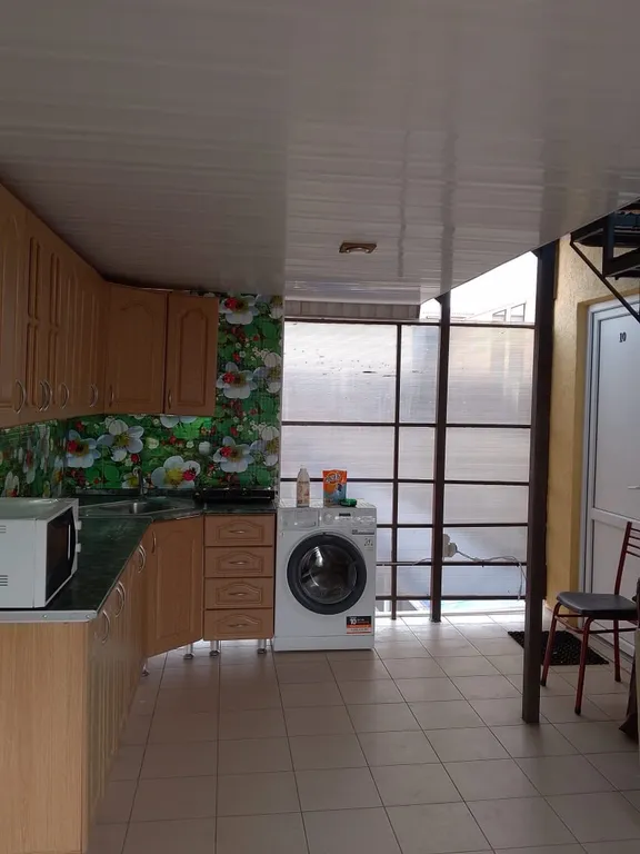 Квартира Квартира 3х местный номер со всеми удобствами — Голубицкая