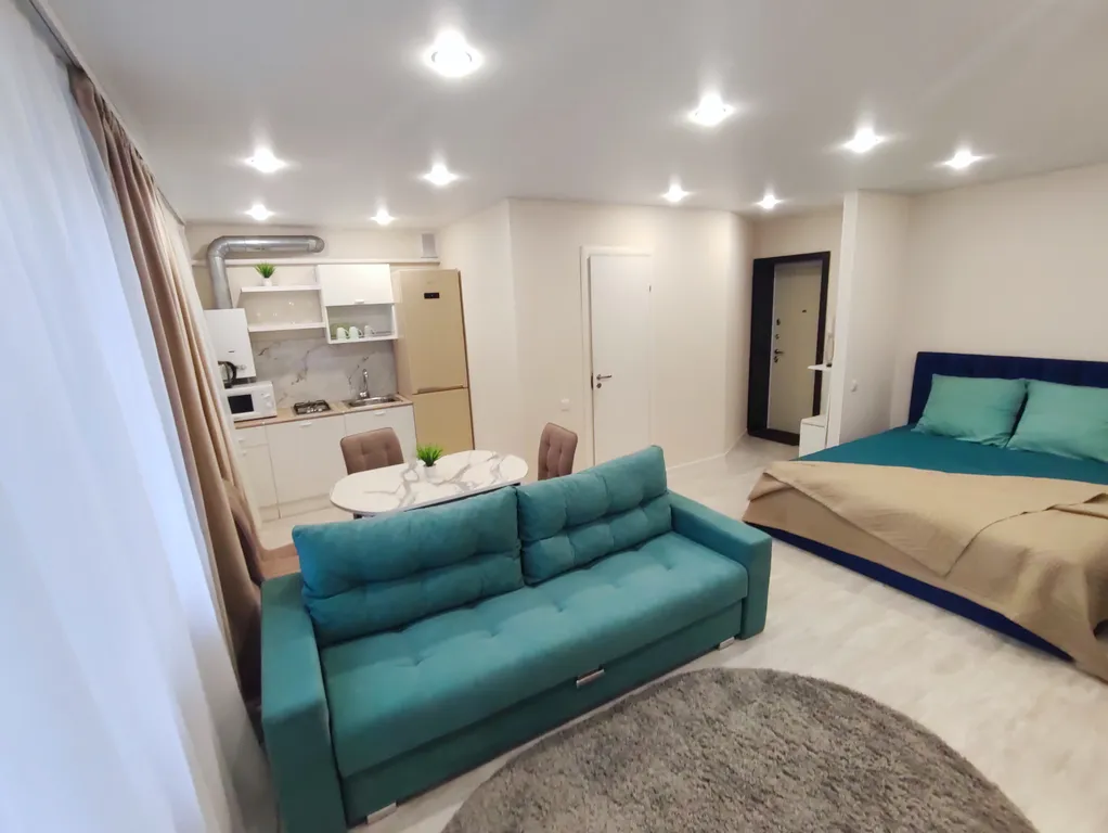 Студия с джакузи