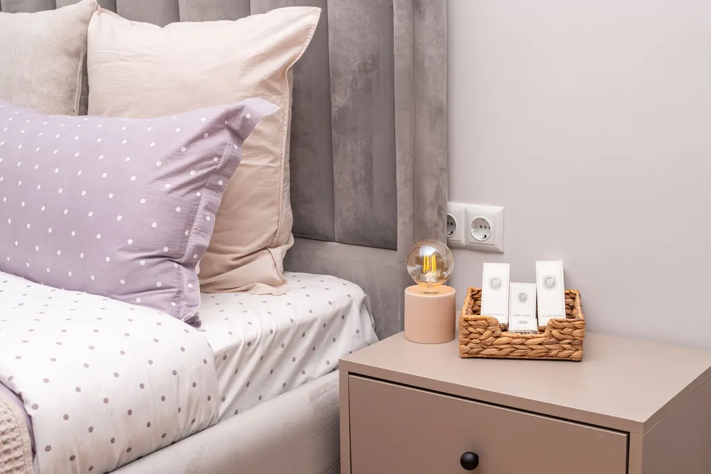 Oceanview Mood by Aesthaven