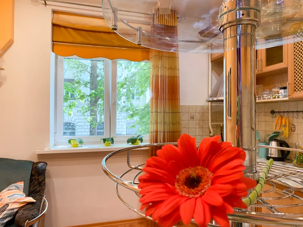 Квартира Квартира Счастье жить в центре Севастополя в яркой квартире с видом на Артбухту — Севастополь