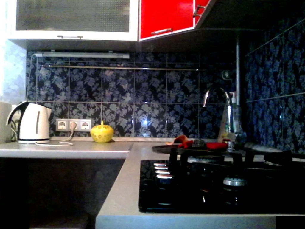 Между вокзалом и университетом