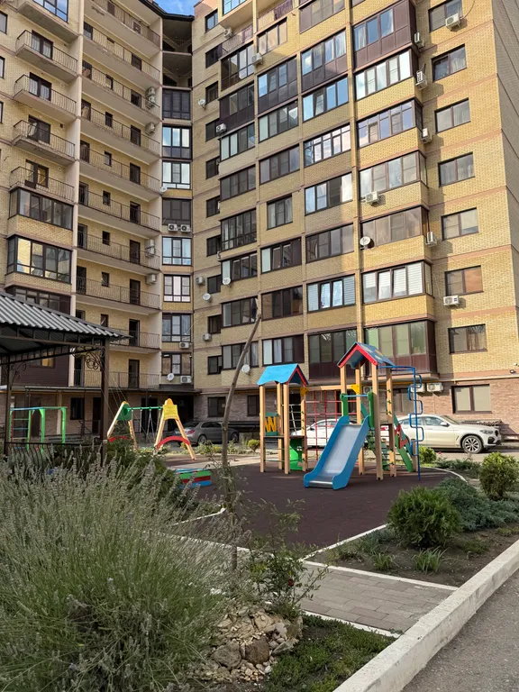 Уютная квартира с видом на горы