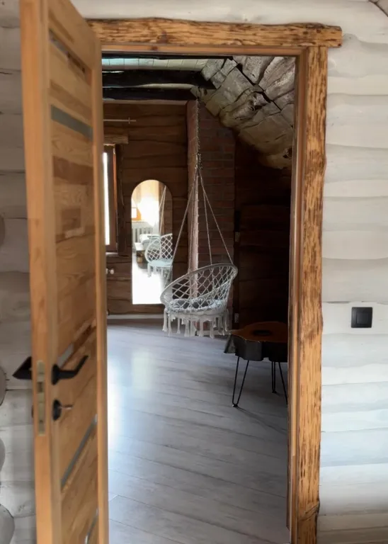 Дом с баней и бассейном