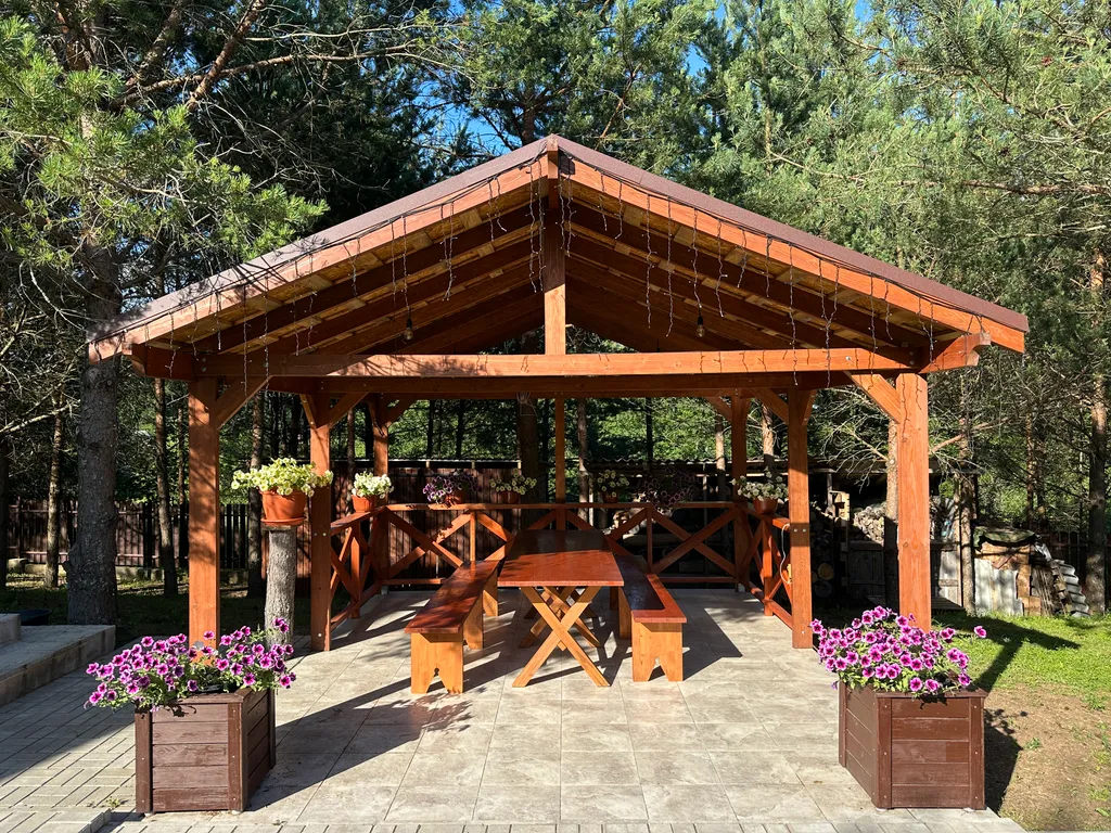 Гурница Хауз - уединенный дом на берегу озера