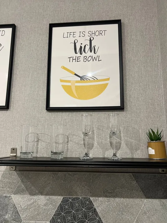 Стильная студия ТЦ Галерея