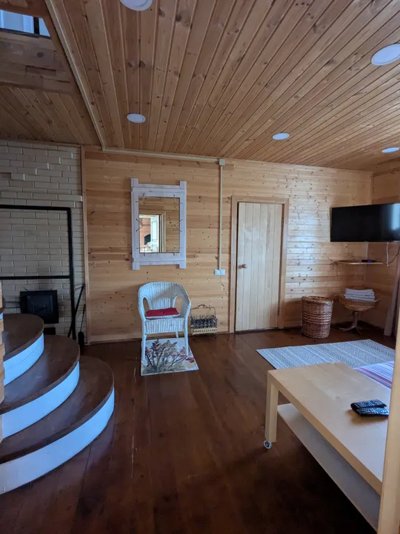 Уютный дом на берегу реки с русской баней, рыбалка