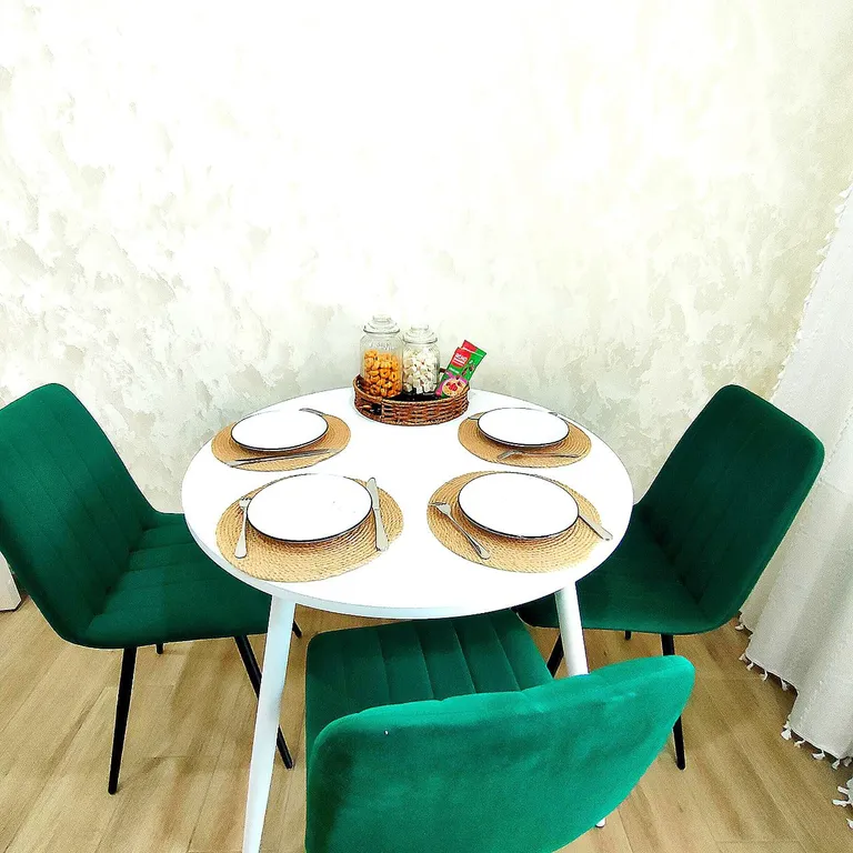 Квартира Светлая, уютная квартира в 5 минутах от М4, в Динской — Динская