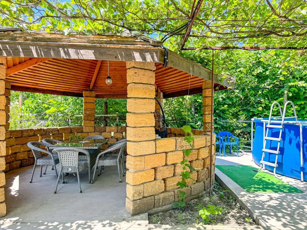 Новый Эко Дом Коттедж с бассейном, садом, мангалом и беседкой — аренда посуточно в Сукко