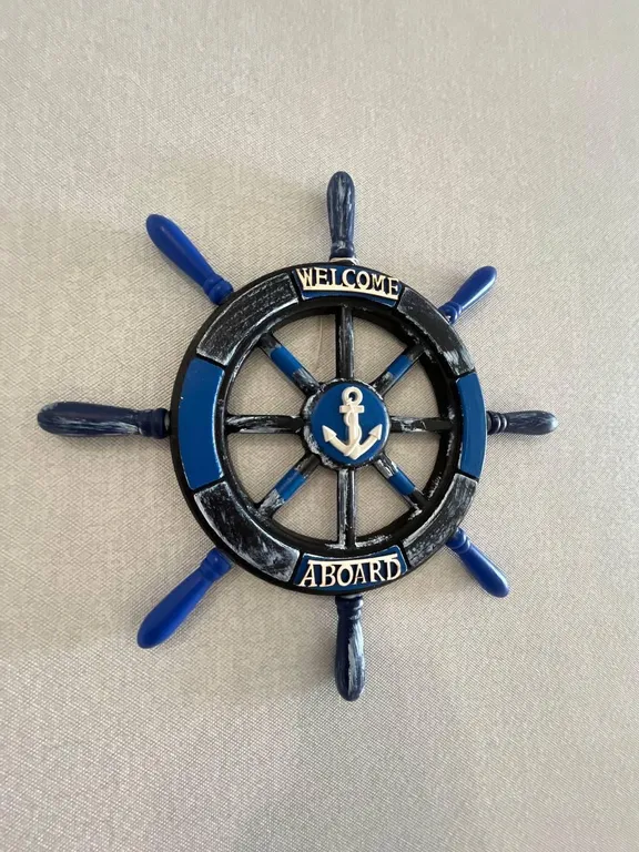 Квартира в центре города с видом на Волгу Парус