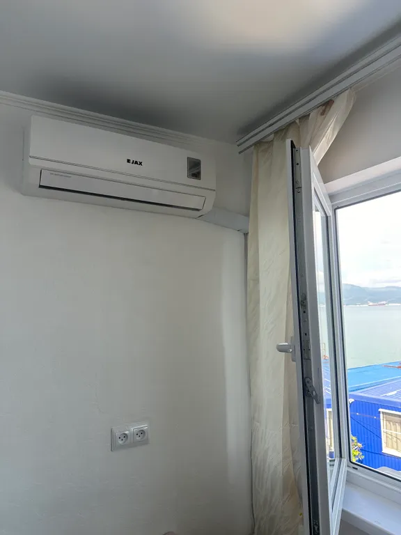 Домик у моря