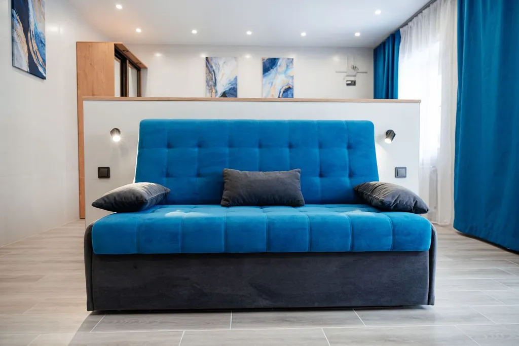 Стильная квартира в тихом районе рядом с центром города