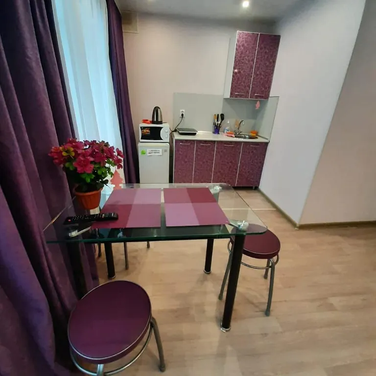 Квартира-студия в центре на Амурском бульваре