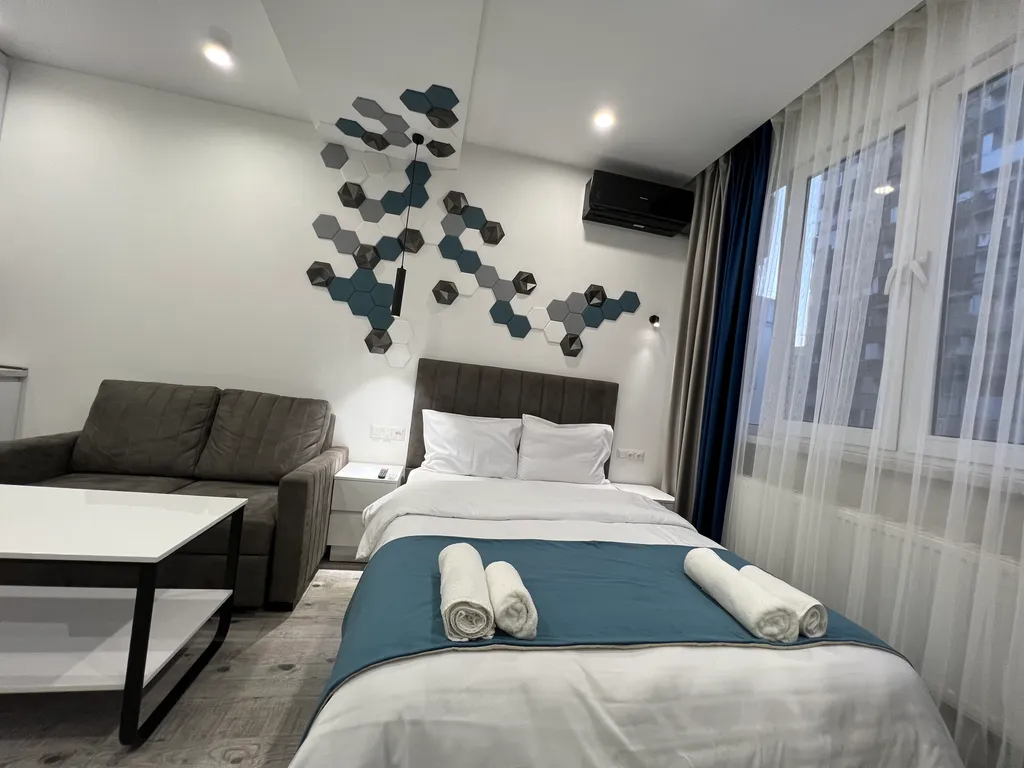 Creative Studio-Work and Relax by Republic Square