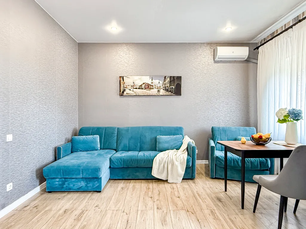 Уютная видовая студия в центре набережной