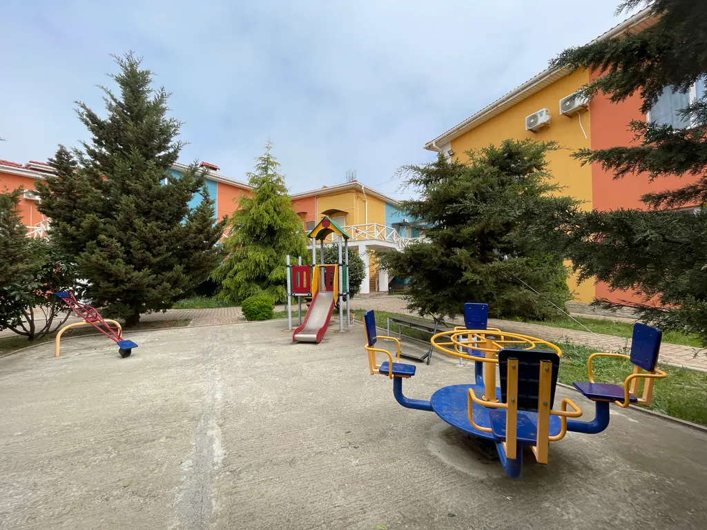 Апартаменты с бассейном в 5 минутах от пляжа