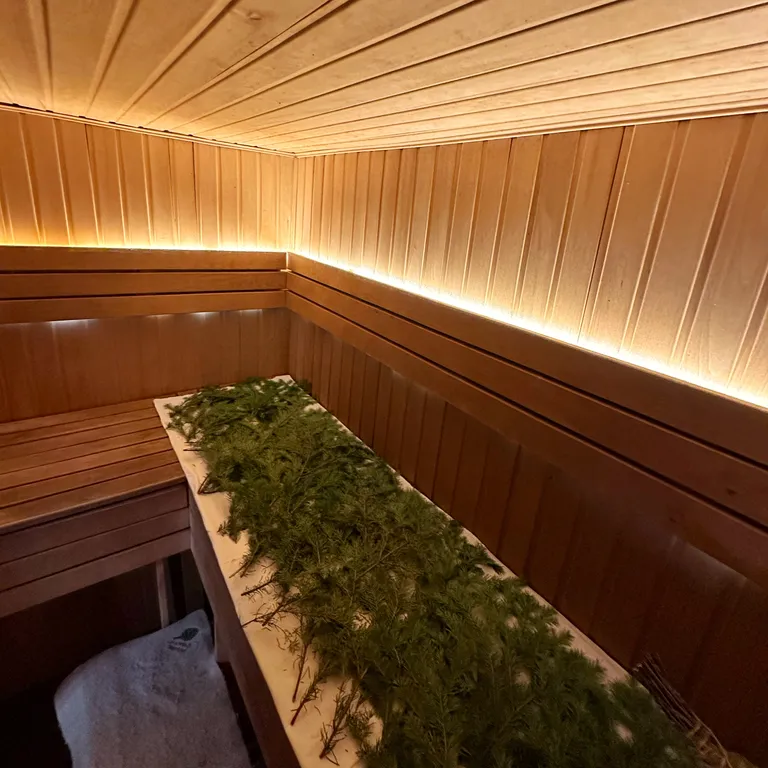 Уютный домик в лесу с русской баней и чаном