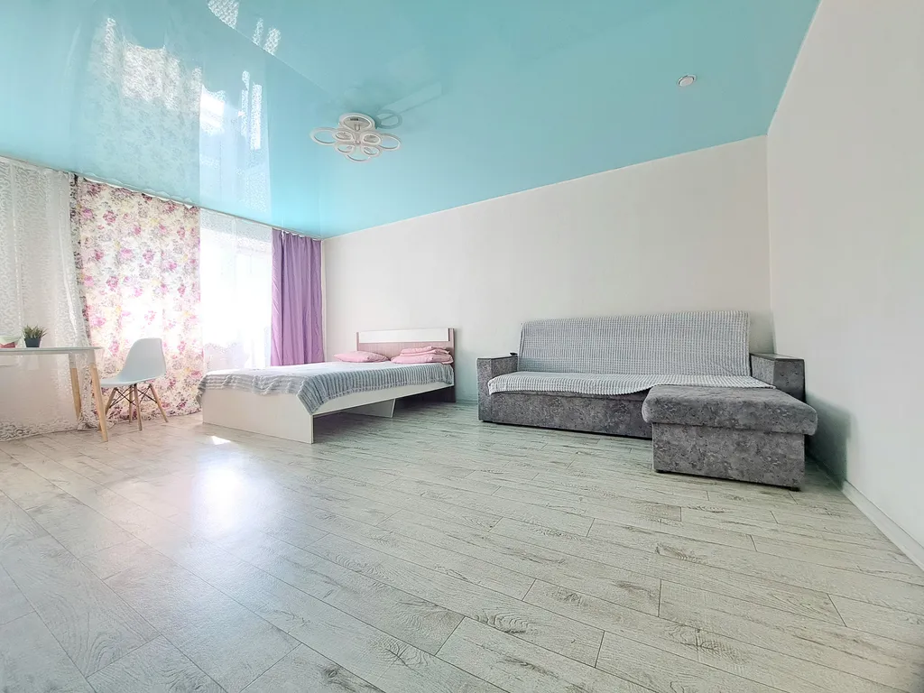 Студия у вокзала