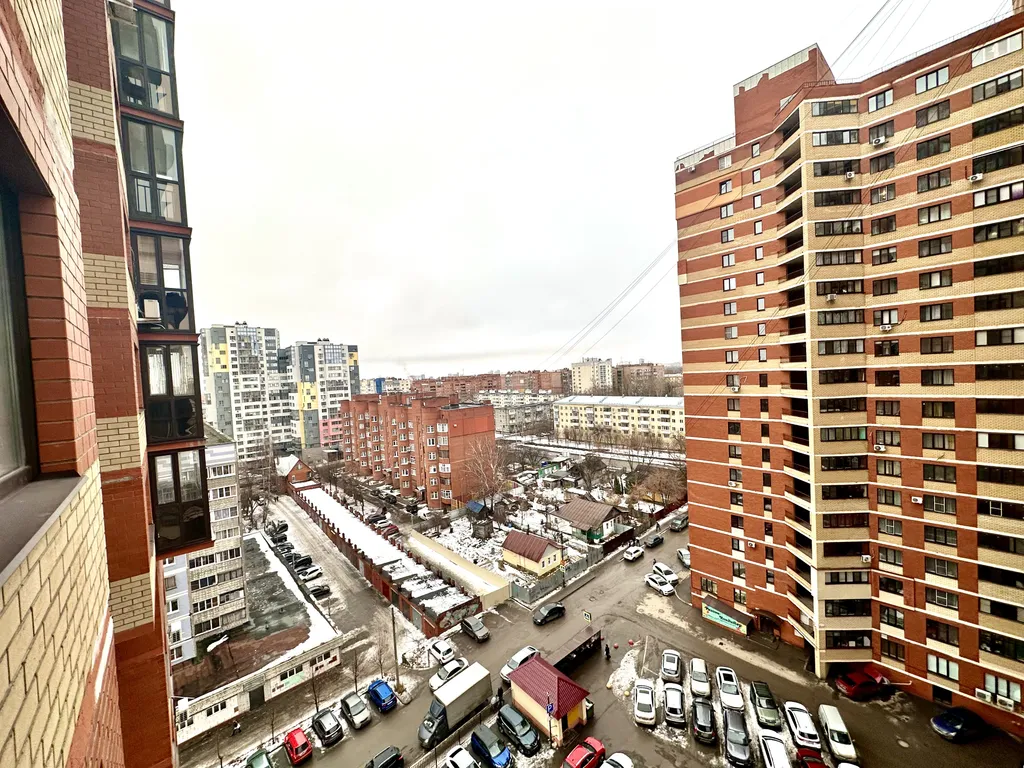 Студия рядом с ТЦ Еж и Дворцом молодежи