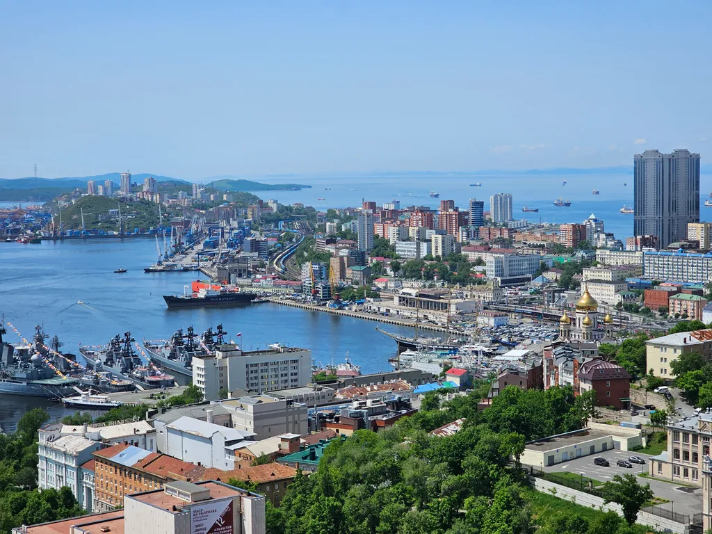 3-ком. в центре Владивостока с видом на море и город