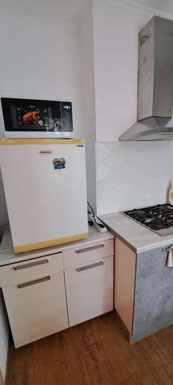 Уютная трехкомнатная квартира с обеденной зоной и двумя спальнями