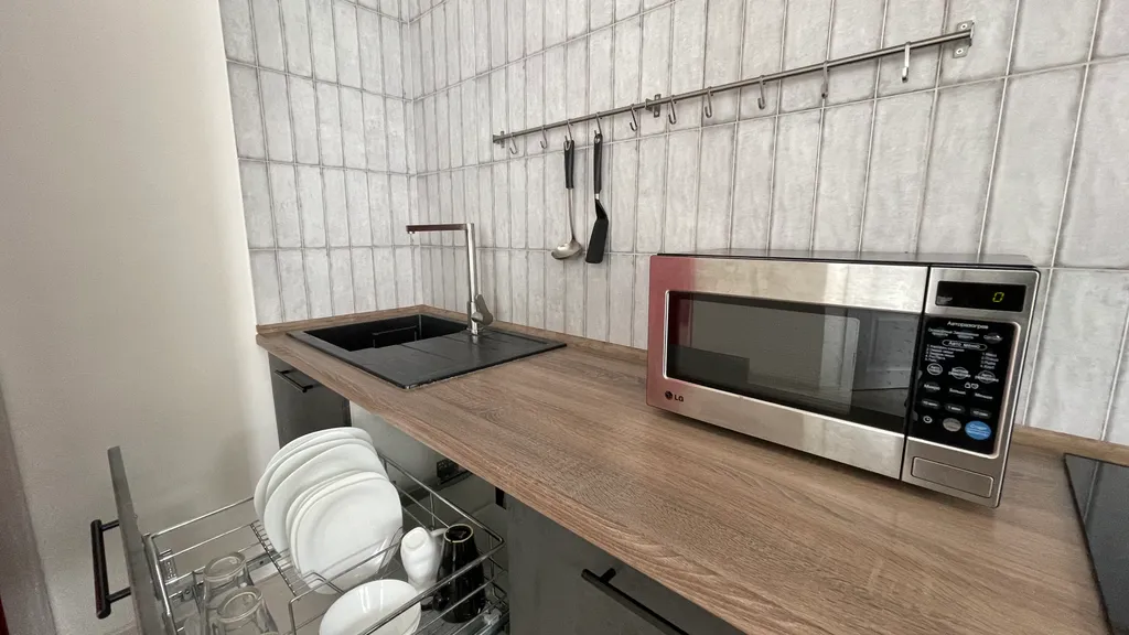 Квартира с дизайнерским ремонтом и кондиционером в центре города