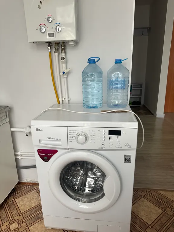 Квартира Недорогая чистая двухкомнатная квартира — Элиста