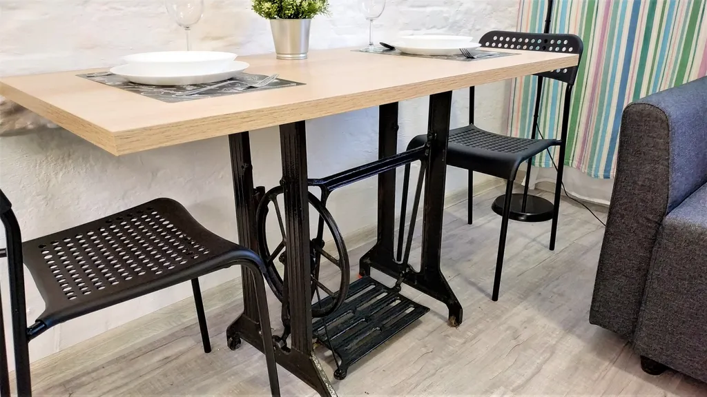 Семейная уютная студия на 6х гостей вблизи метро