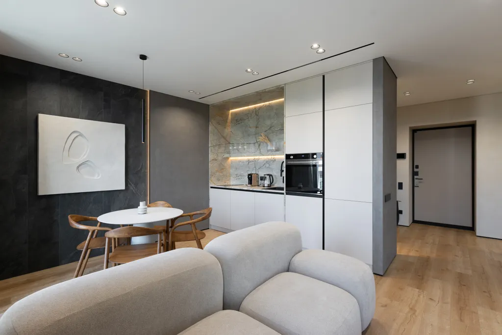 Апартаменты бизнес класса в центре города с красивым видом из окна