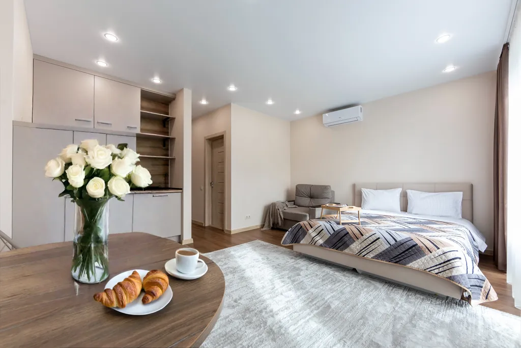 Квартира Студия люкс в авторском квартале в центре города — аренда посуточно в Тюмень