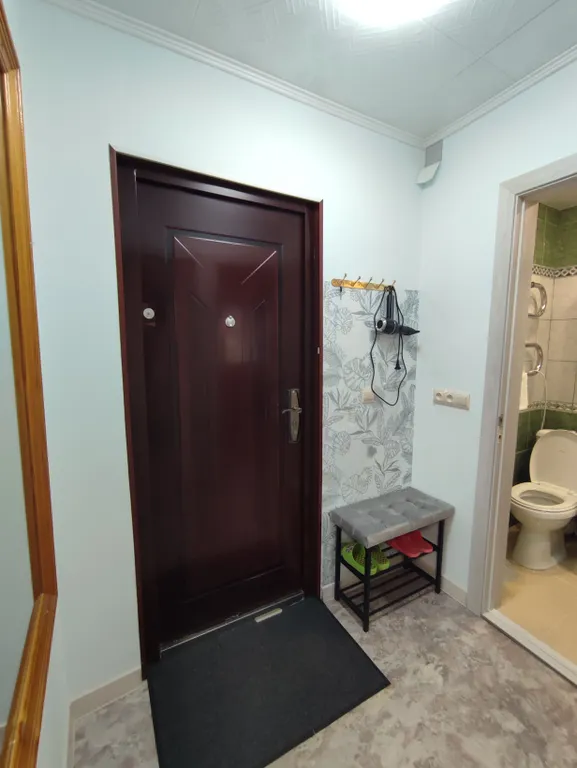 Чистая, уютная квартира в центре Мирного