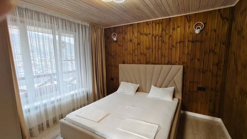 Выше гор могут быть только горы