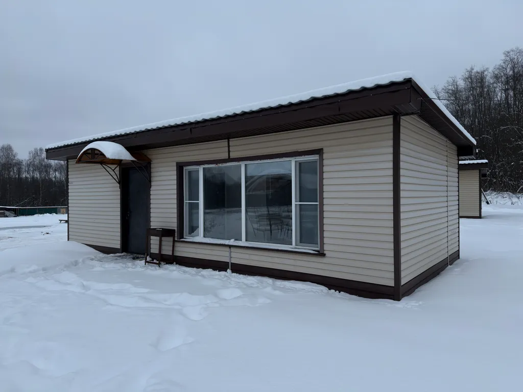 Глэмпинг у peки Bолoста