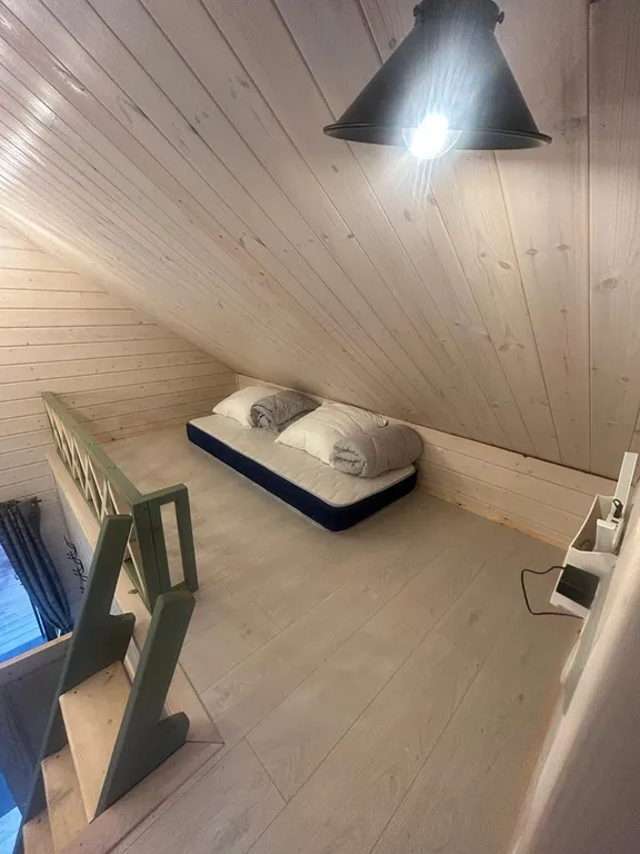 Уютный дом с прекрасным видом на лес и озеро