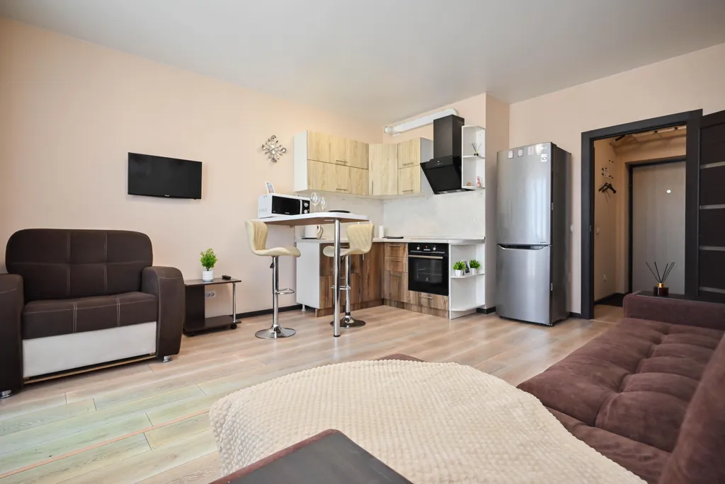 Квартира Квартира Комфортная студия в центре Взлетки с прекрасным видом — Красноярск