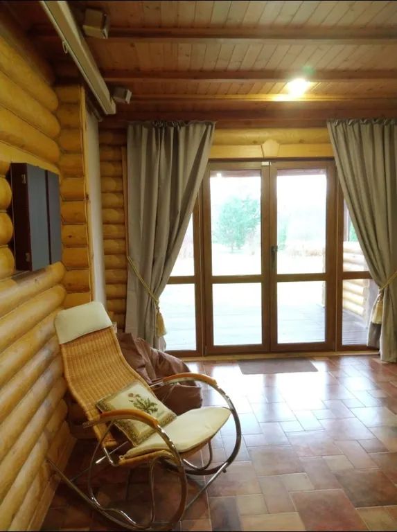 Шале на реке Москва бассейн, корт, сауна и камин