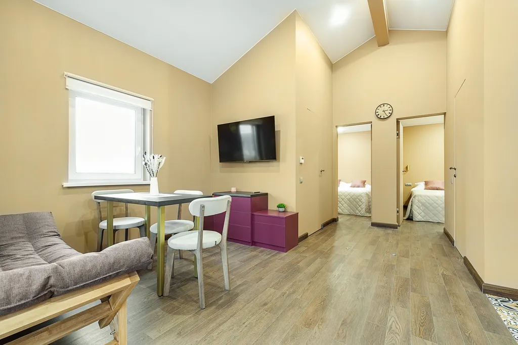 Дом с террасой на берегу Отрадного озера